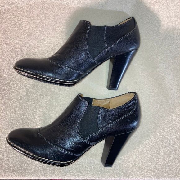 Sofft Carleigh Shootie Women's 9.5M Black Leather Almond Toe Mid Block Bootie - Picture 7 of 9